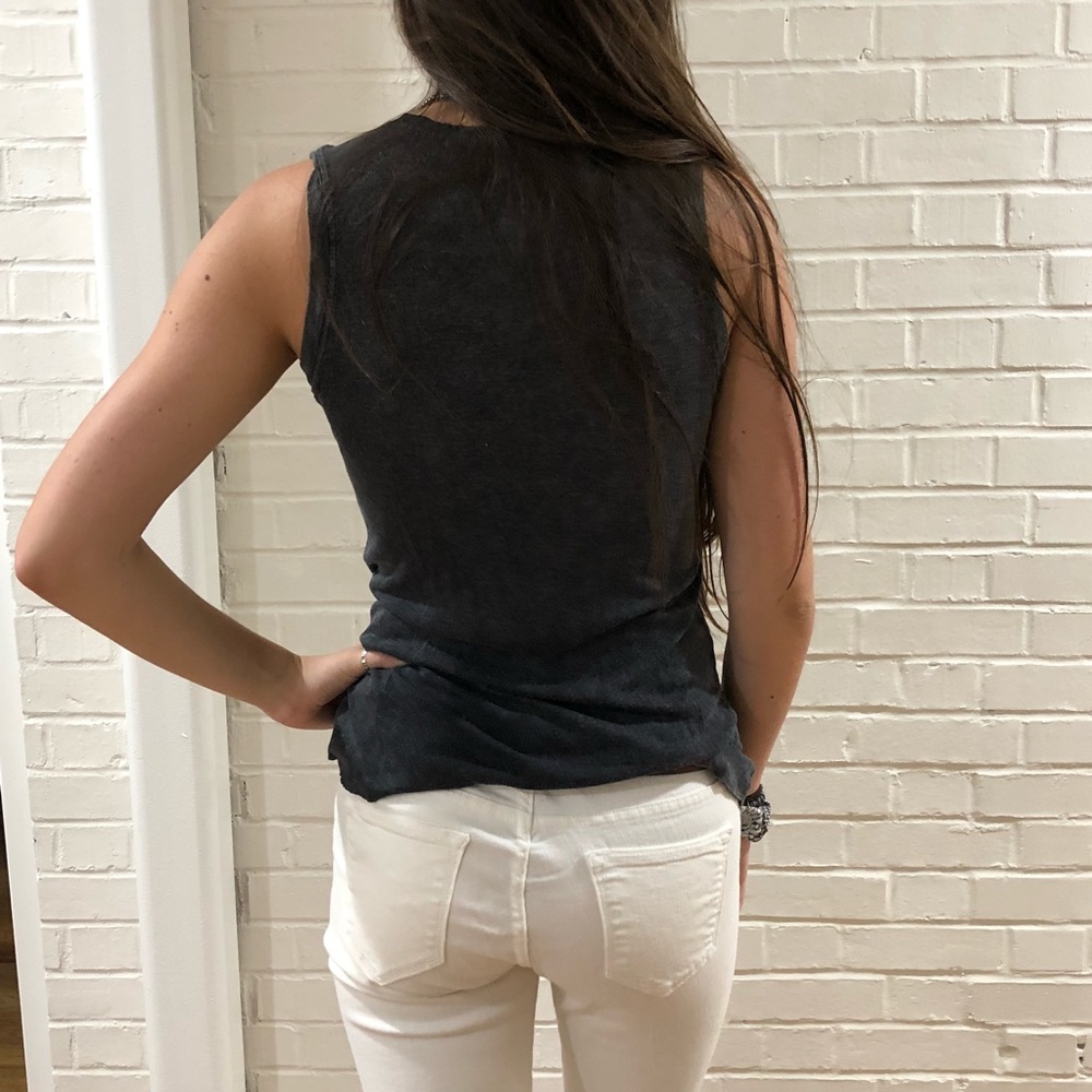 Distressed Tank - Picture 2 of 3